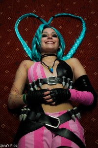 Jinx Cosplay 16 e1440656725574