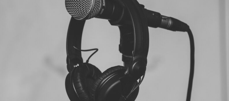 How to mute teammates in Apex Legends1