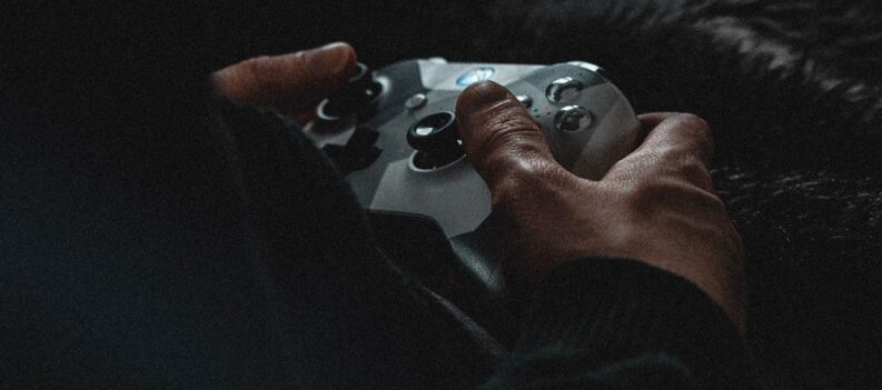 Apex Legends How to Open Inventory Xbox One