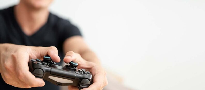 How to Use Airstrike PS4