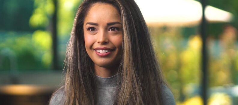 How many subs does Valkyrae have